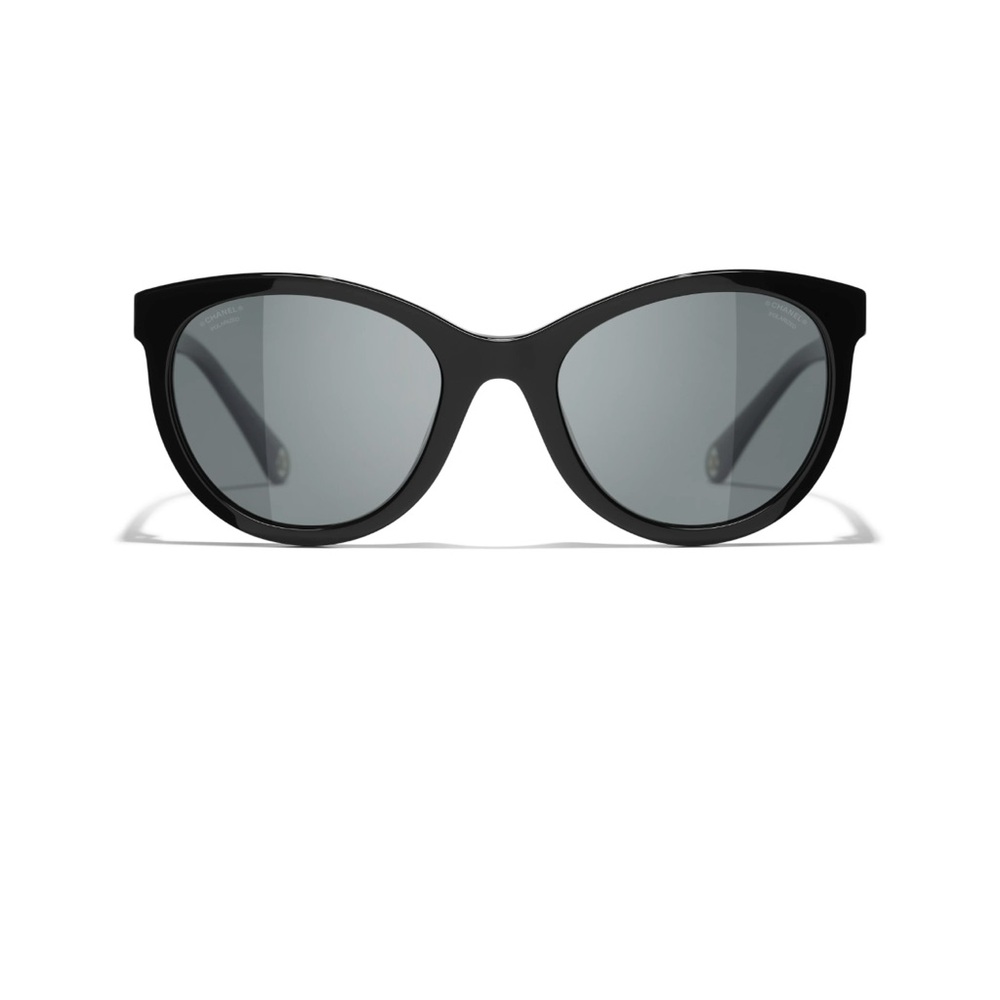 CHANEL Black Cat-Eye Sunglasses with Case - Picture 5 of 6